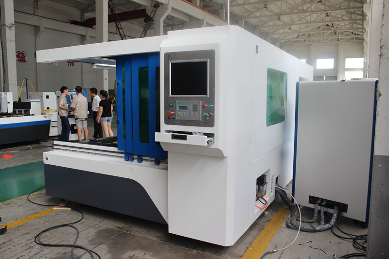 IPG 700w хуудас металл лазер хэрчих машин Хятад үйлдвэрлэгч